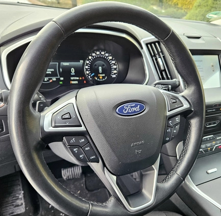 Ford S-Max cena 67900 przebieg: 157000, rok produkcji 2018 z Olsztyn małe 742